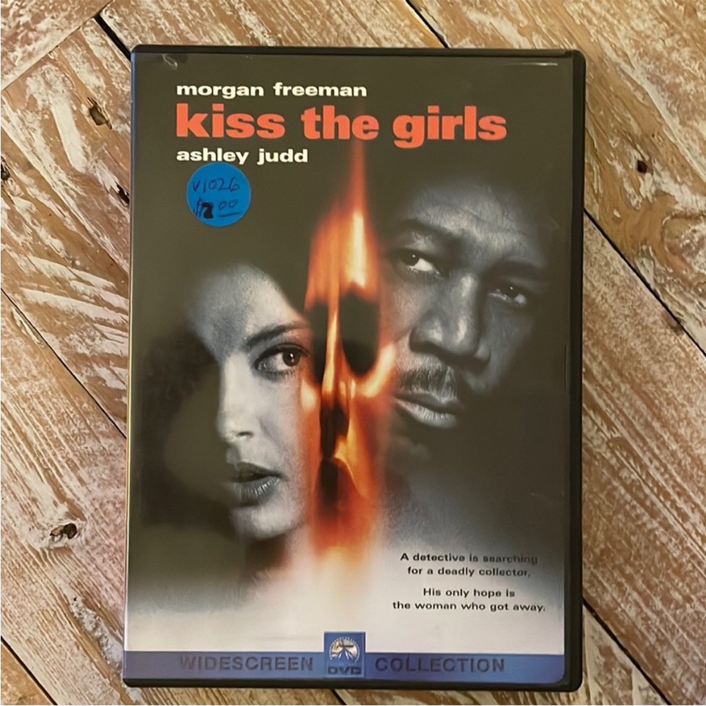 3/$15 u pick dvds📀or 1 for $9~ Kiss the Girls